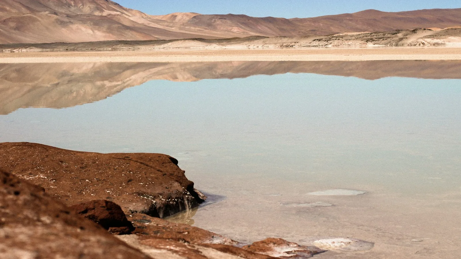 ️ Le désert d'Atacama : ciel étoilé, geysers et lagunes